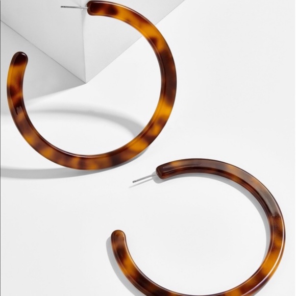 BaubleBar Jewelry - BAUBLE BAR SAMANDA RESIN HOOP EARRINGS
